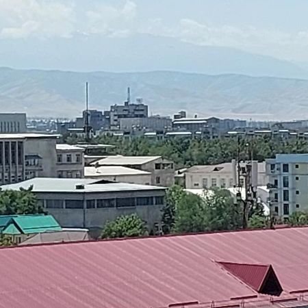White Apartment With Panoramic View In The Center Bishkek Exterior photo